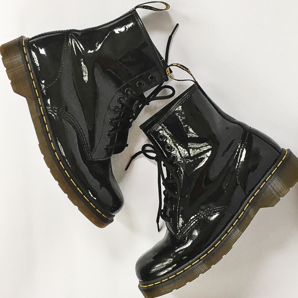 dr martens black patent boots